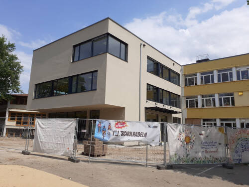Umbau der Grundschule  Juni